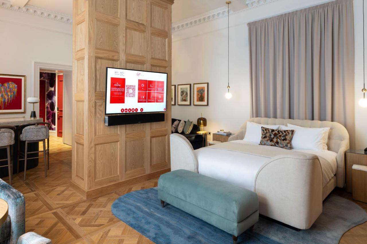 Virgin Hotels Единбург Екстер'єр фото A suite at the hotel