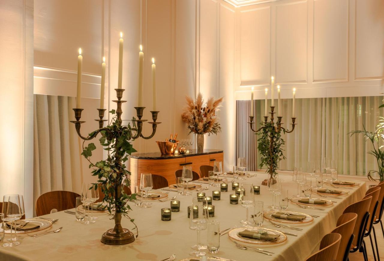 Virgin Hotels Единбург Екстер'єр фото The Long Room
